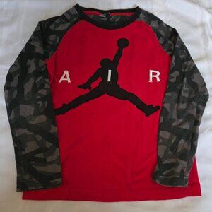Boys Size Medium Air Jordon/Camo Long Sleeve PJ Top